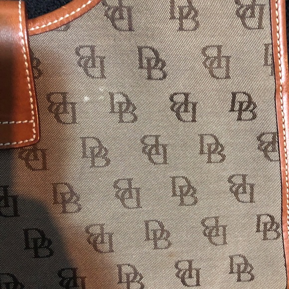 Dooney & Bourke Signature Shoulder Bag - Picture 8 of 8
